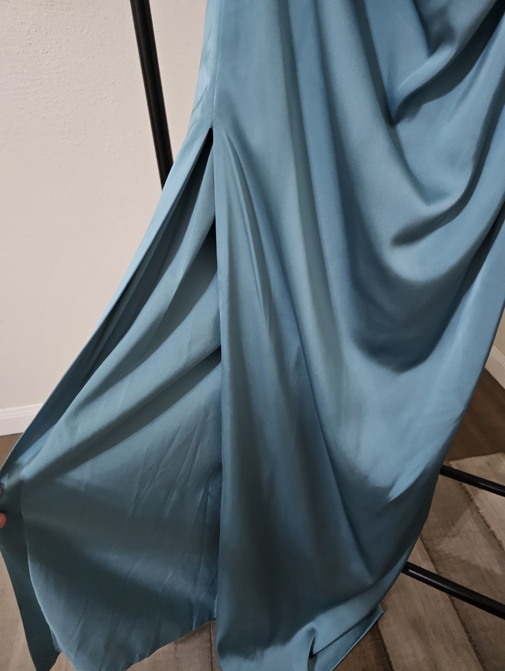 Women's Clothing (671) - Picture 9 of 10